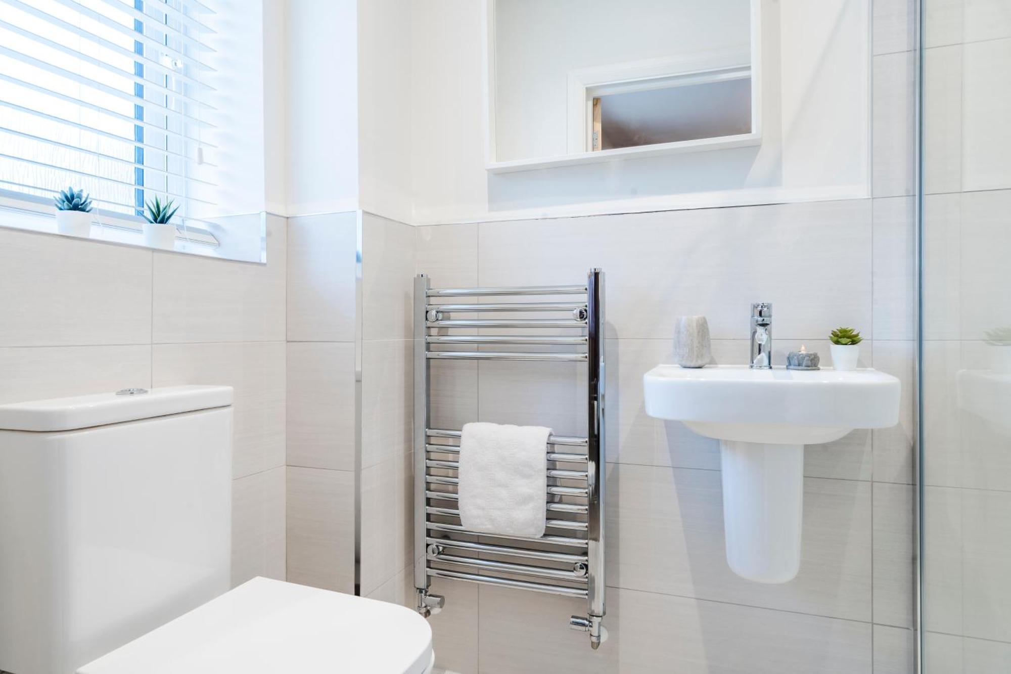 Pet Friendly With A Hot Tub Villa Hednesford Buitenkant foto